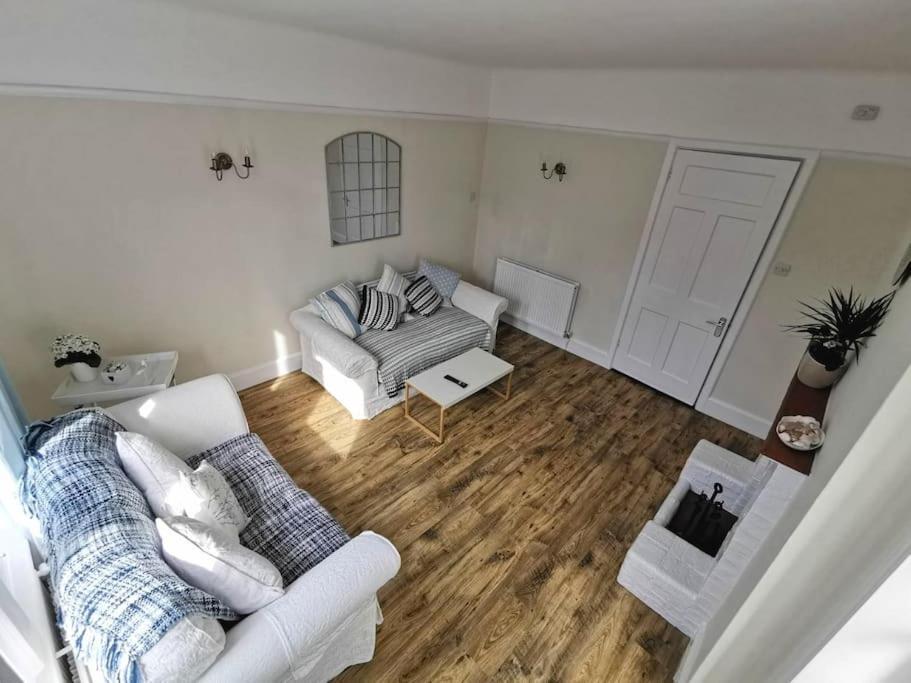 Beautiful Gate House A 4 Minute Walk From Beach Bognor Regis Exterior foto